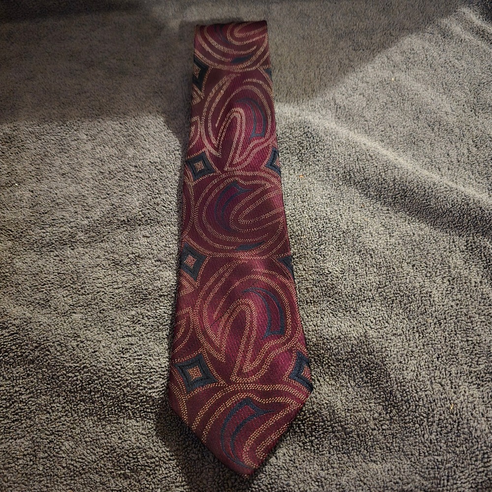 Bachrach Tie OS Necktie Mens Burgundy Abstract Swirl Jacquard Silk Made in Italy
